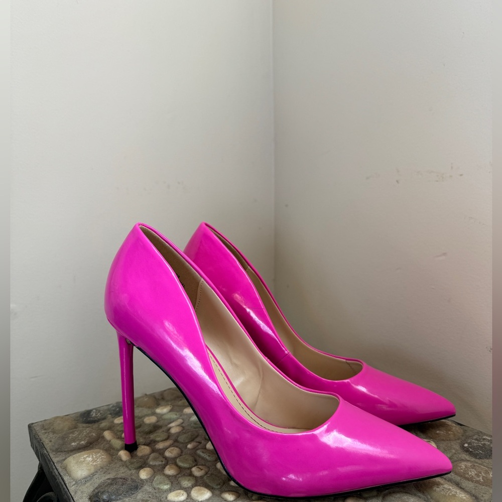 Pink Pointy Toe Pumps